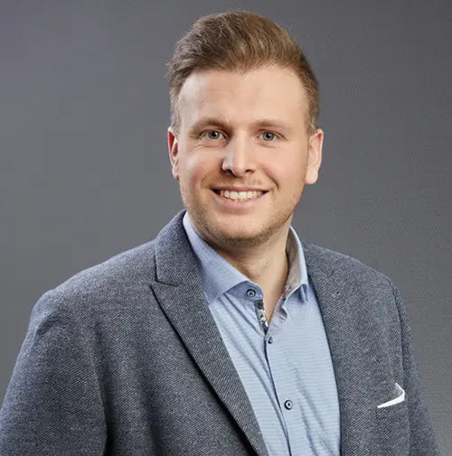 Nils Lang - GLUETEC & WIKO