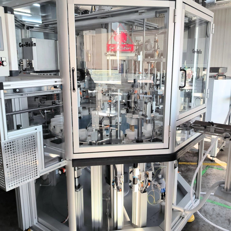 Lohnabfüllung - GLUETEC & WIKO